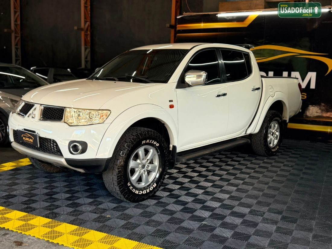 Mitsubishi L200 Triton HPE CD 3.5 V6 Automático Flex