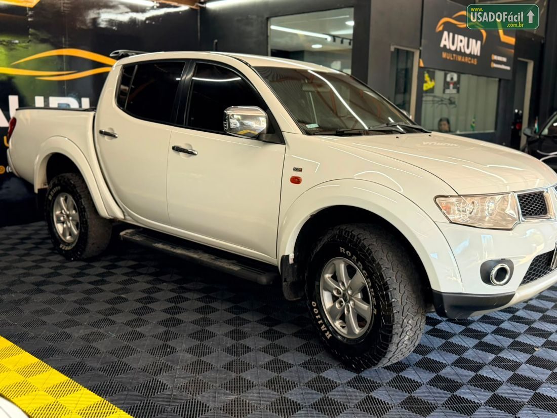Mitsubishi L200 Triton HPE CD 3.5 V6 Automático Flex — foto 3