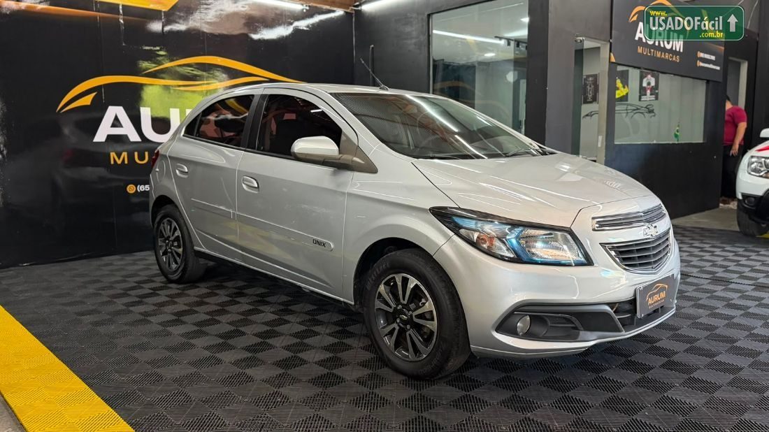 Chevrolet Onix Hatch LTZ 1.4 Automático Flex — foto 3