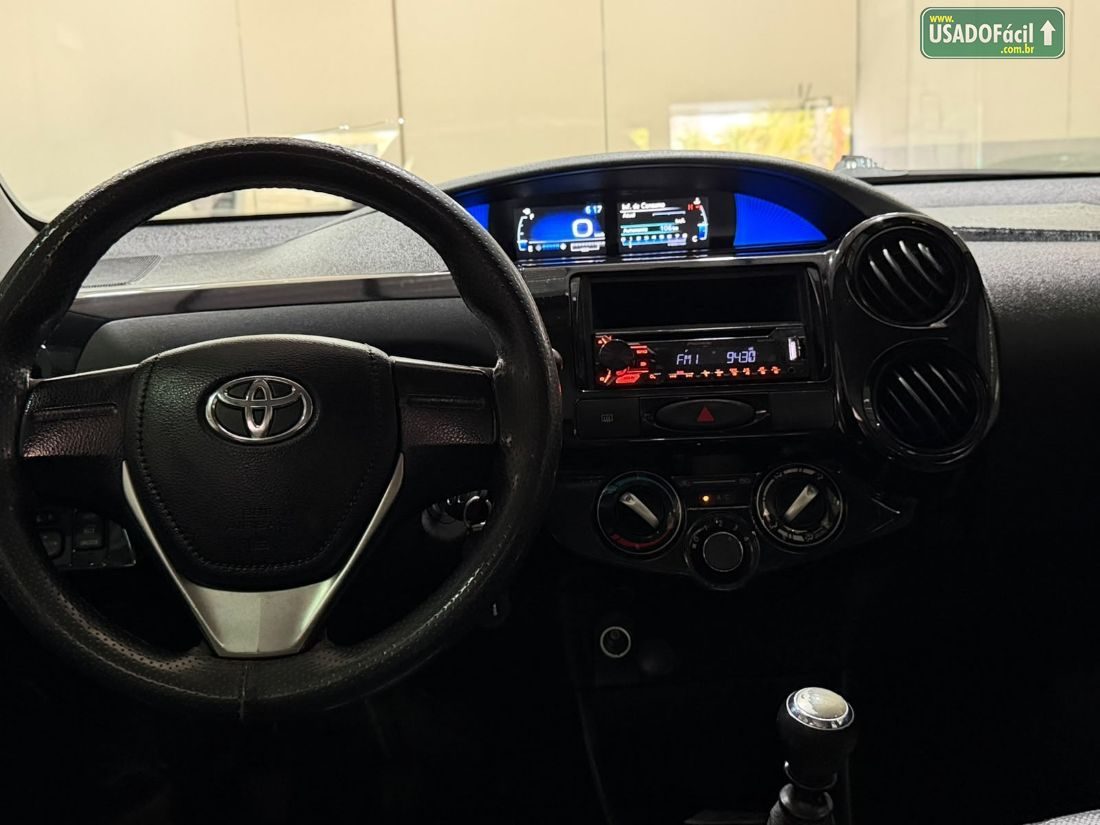 Toyota Etios Sedan X 1.5 Mecânico Flex — foto 4